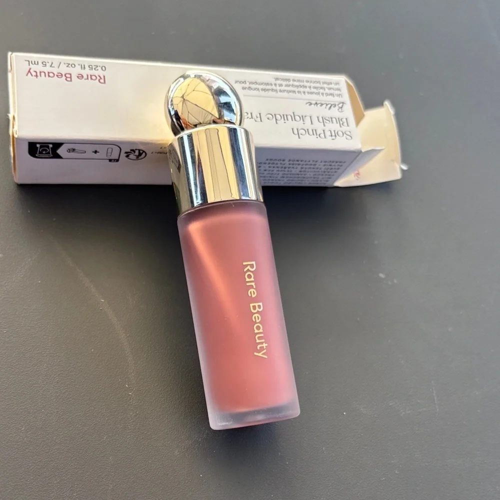 Rare Beauty Soft Pinch Liquid Blush – Soft Pink Shade